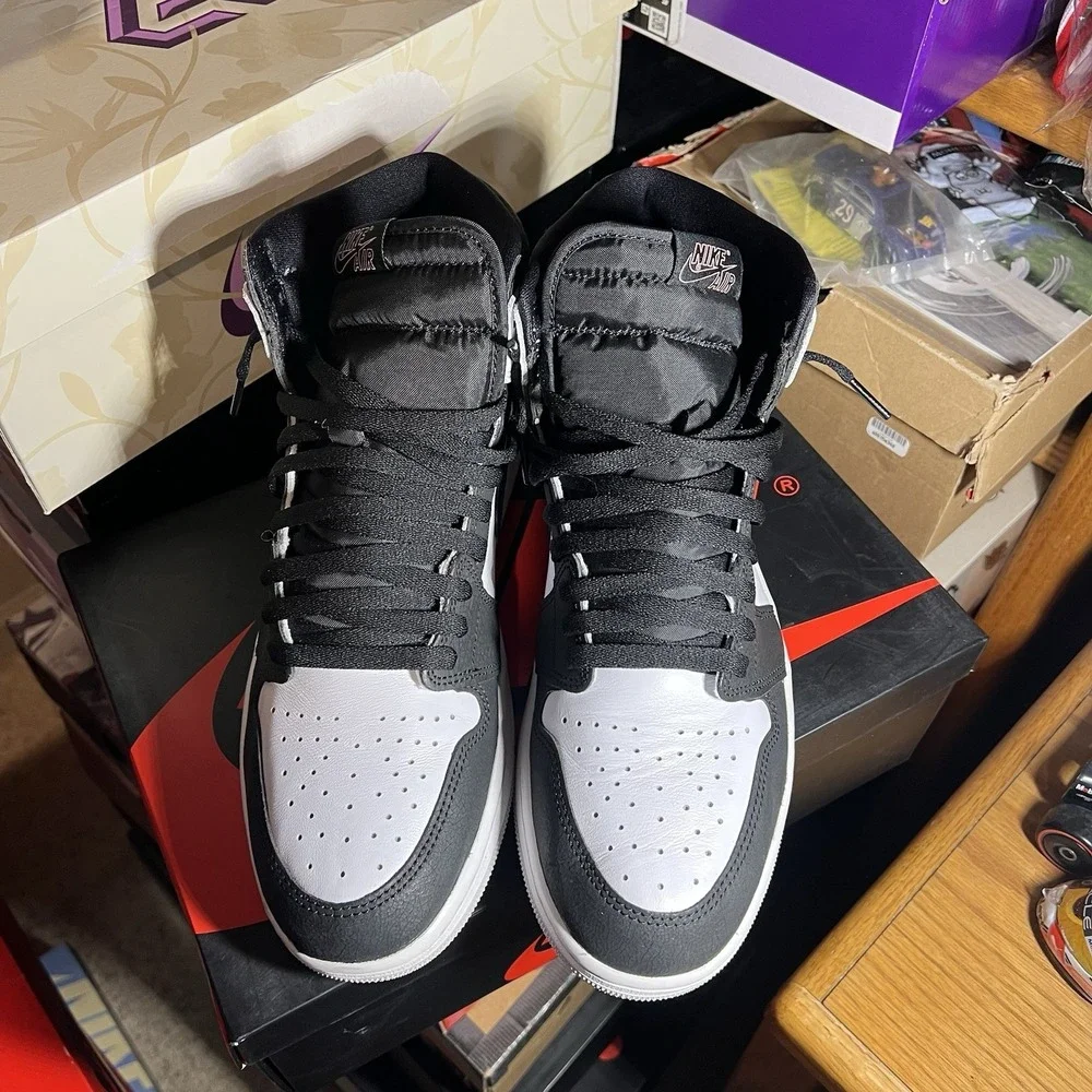 Size 11.5 - Jordan 1 Retro OG High Stage Haze Grey White‎ Black (555088-108)